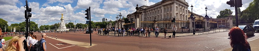 Buckingham Palace, London, 20.7.2019. Slika je vidna v Google Chromu.