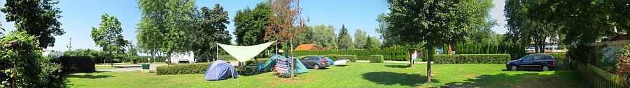 Moravske toplice, Šotorišèe v kampu, 4. 8. 2012. Slika je vidna v Google Chromu.