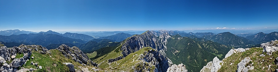 Veliko Kladivo, 9. 8. 2025. Slika je vidna v Google Chromu.