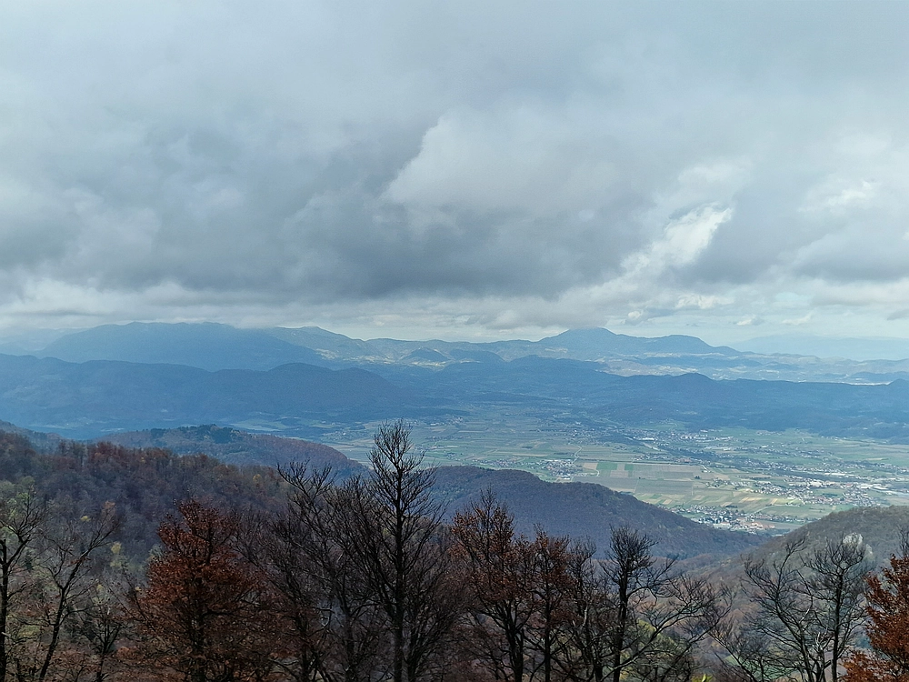 Mrzlica čez Zg. Čeče, 29. 10. 2025