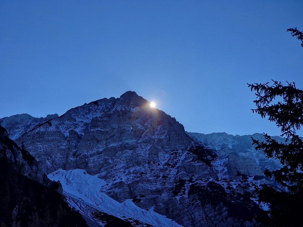 Srednji vrh, 9. 11. 2025